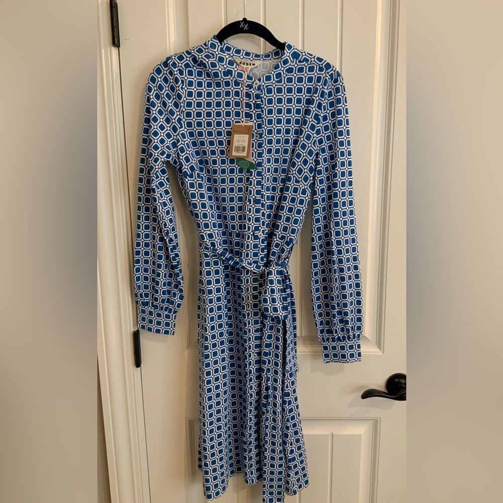 Boden Julia Jersey Shirt Dress Surf The Web Foliage Geo size 6. Worn just once